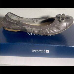 Sperry Top Sider Elise Leather Ballet Flats Pewter Metallic New In Box